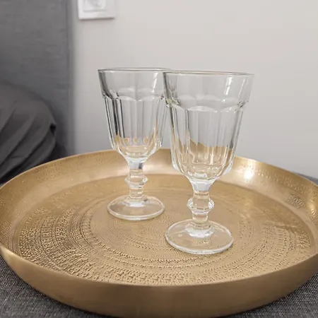 Appartement G-47 Near The Parliament - Self Check In